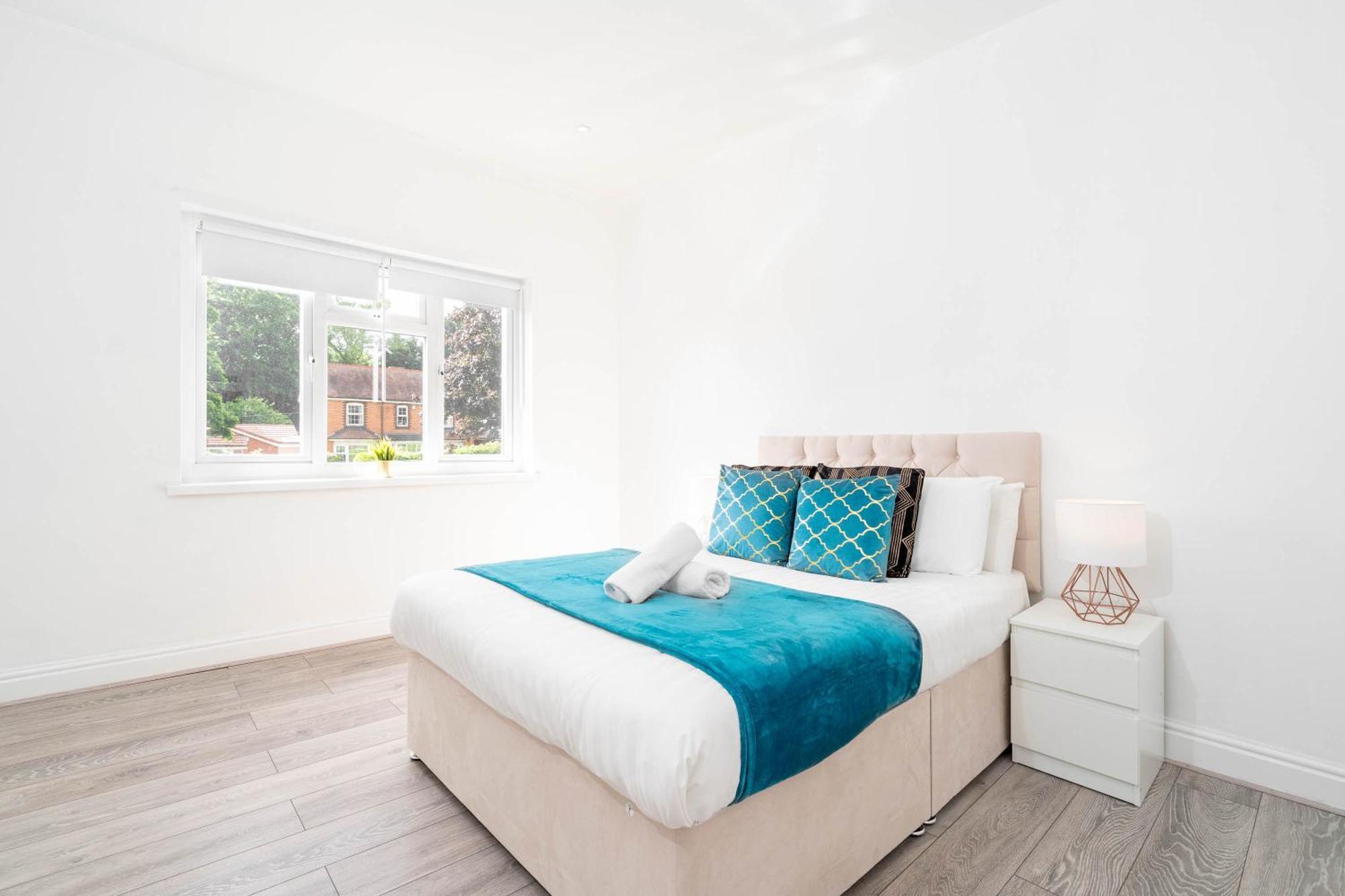 Five Bedroom Townhouse - Near City Centre - Edgbaston - On Street Parking - Wifi - Netflix - 974P Birmingham Eksteriør bilde