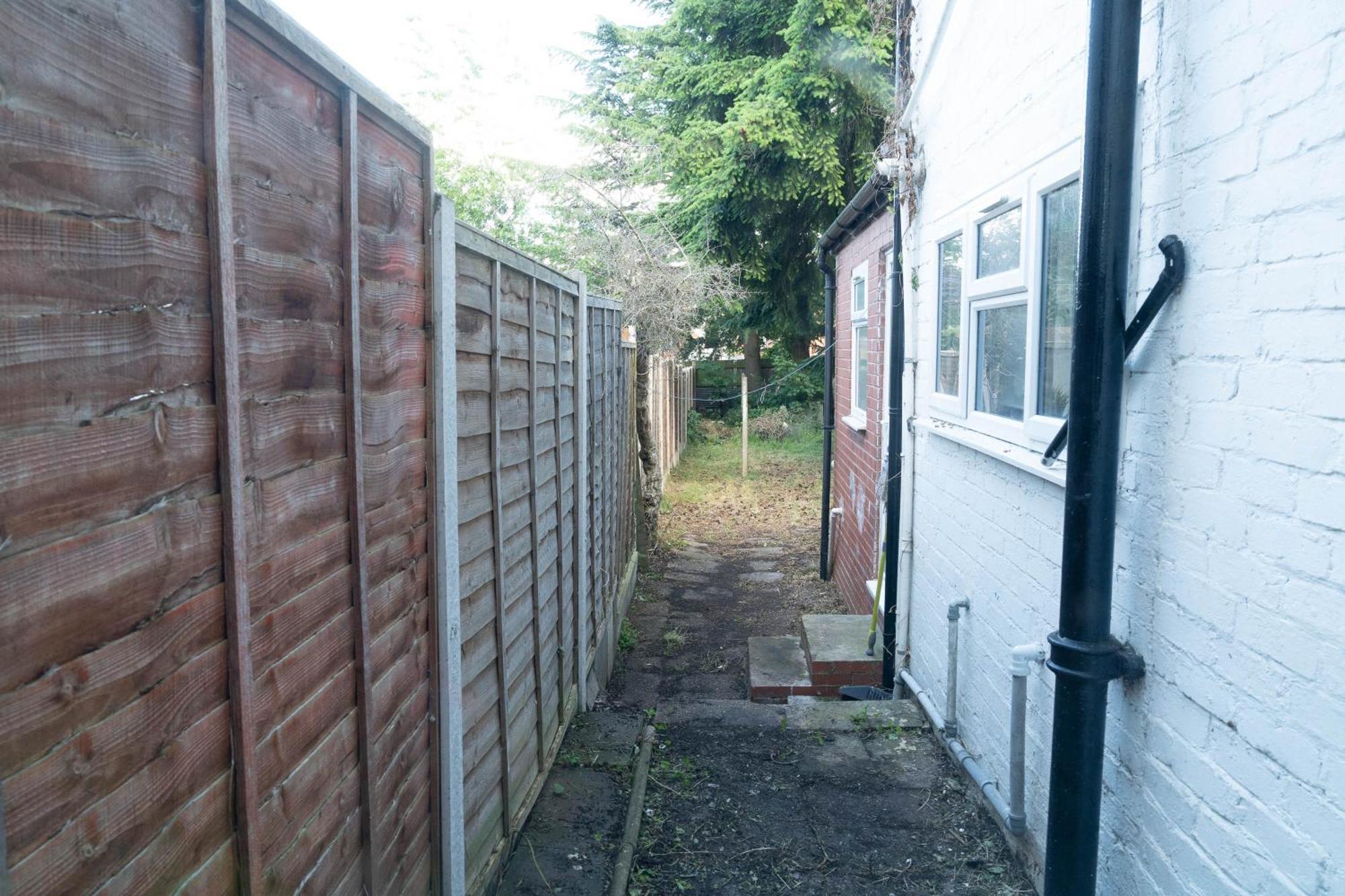 Five Bedroom Townhouse - Near City Centre - Edgbaston - On Street Parking - Wifi - Netflix - 974P Birmingham Eksteriør bilde
